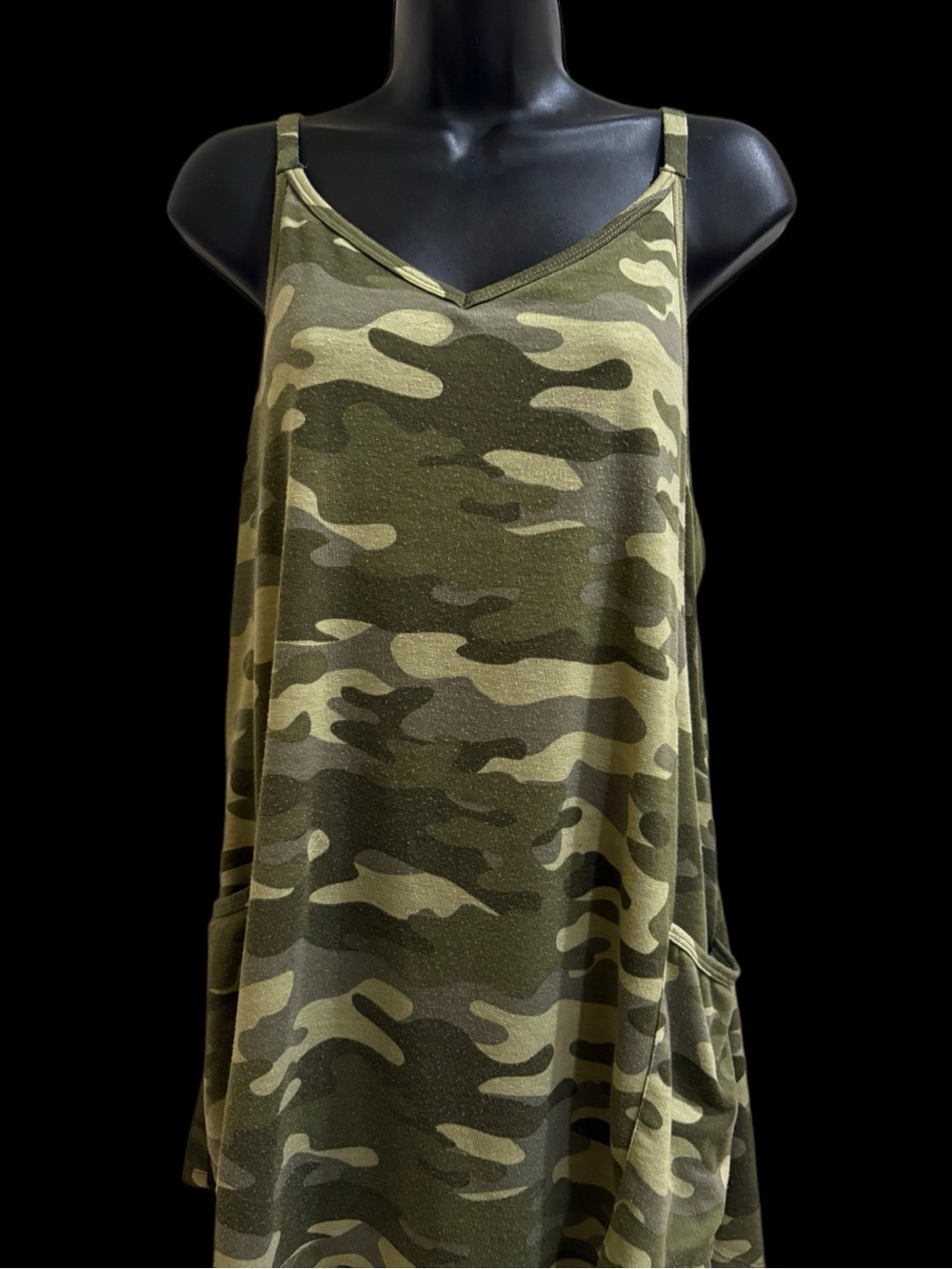 Women’s Plus Size Camo V-Neck Tank Dress/Romper - ❤️